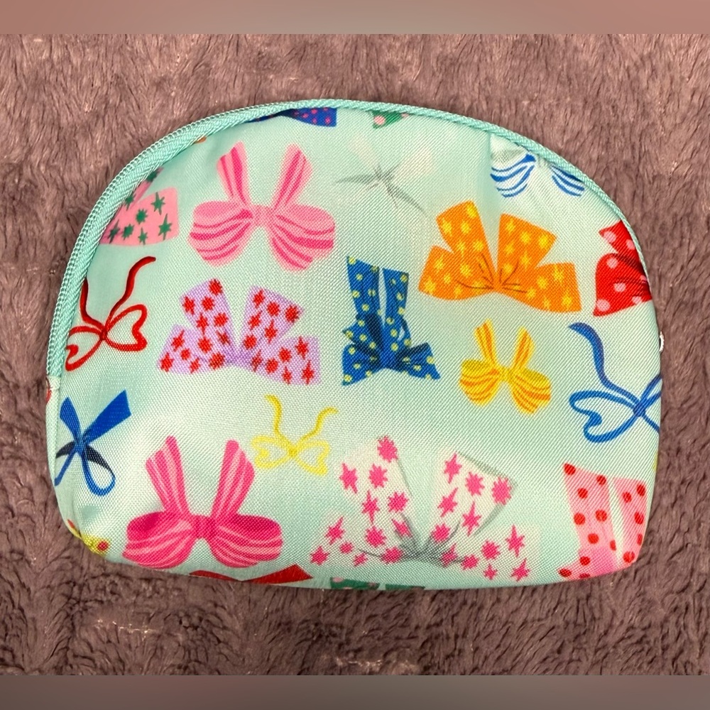 Colorful Bow Pattern Pouch - Picture 2 of 3